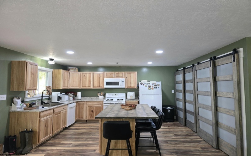 500 Talkington Fork, Center Point, West Virginia 26339, 3 Bedrooms Bedrooms, 5 Rooms Rooms,2 BathroomsBathrooms,Single Family Detached,For Sale,Talkington,10160539