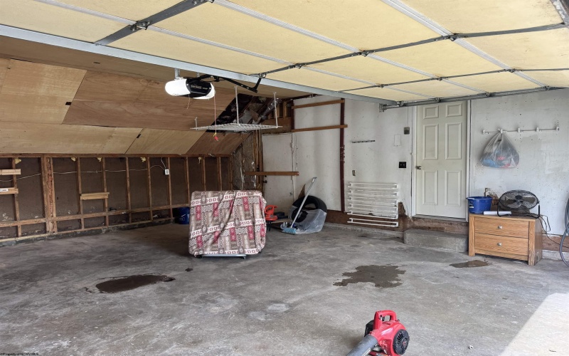 205 Braddock Street, Fairmont, West Virginia 26554, 3 Bedrooms Bedrooms, 6 Rooms Rooms,1 BathroomBathrooms,Single Family Detached,For Sale,Braddock,10160538
