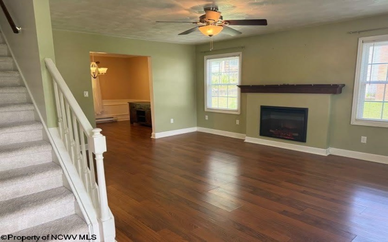 205 Braddock Street, Fairmont, West Virginia 26554, 3 Bedrooms Bedrooms, 6 Rooms Rooms,1 BathroomBathrooms,Single Family Detached,For Sale,Braddock,10160538