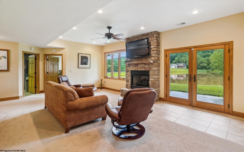 344 Mallow Lake Drive, Davis, West Virginia 26260, 3 Bedrooms Bedrooms, 12 Rooms Rooms,4 BathroomsBathrooms,Single Family Detached,For Sale,Mallow Lake,10160537