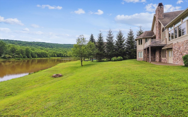 344 Mallow Lake Drive, Davis, West Virginia 26260, 3 Bedrooms Bedrooms, 12 Rooms Rooms,4 BathroomsBathrooms,Single Family Detached,For Sale,Mallow Lake,10160537