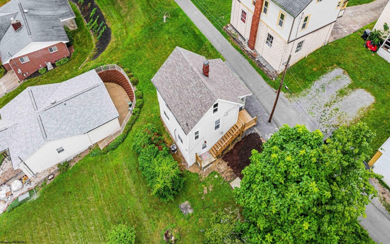 833 Louise Avenue, Morgantown, West Virginia 26505, 1 Bedroom Bedrooms, 5 Rooms Rooms,1 BathroomBathrooms,Single Family Detached,For Sale,Louise,10160558
