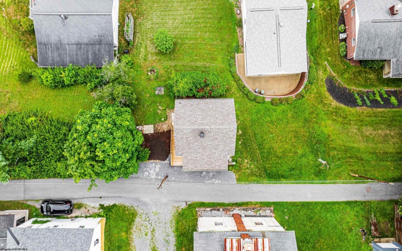 833 Louise Avenue, Morgantown, West Virginia 26505, 1 Bedroom Bedrooms, 5 Rooms Rooms,1 BathroomBathrooms,Single Family Detached,For Sale,Louise,10160558