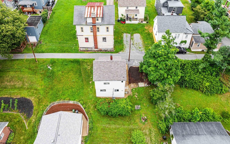 833 Louise Avenue, Morgantown, West Virginia 26505, 1 Bedroom Bedrooms, 5 Rooms Rooms,1 BathroomBathrooms,Single Family Detached,For Sale,Louise,10160558