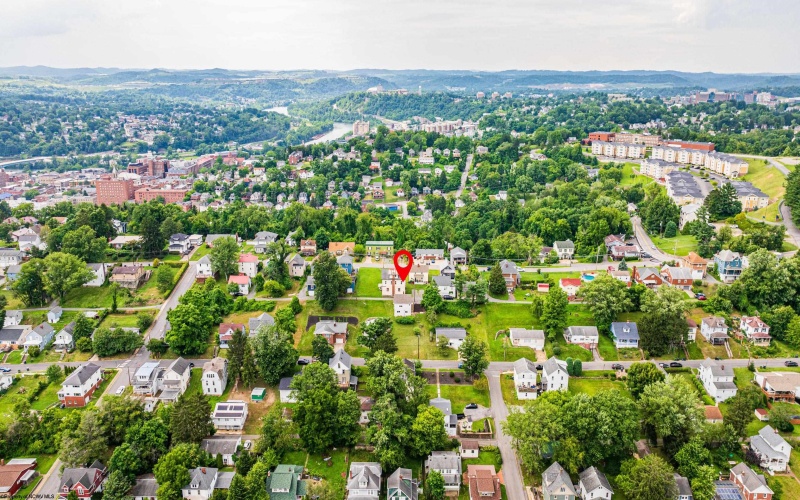 833 Louise Avenue, Morgantown, West Virginia 26505, 1 Bedroom Bedrooms, 5 Rooms Rooms,1 BathroomBathrooms,Single Family Detached,For Sale,Louise,10160558
