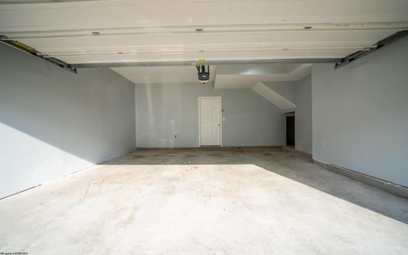 3908 Sun Way, Morgantown, West Virginia 26505, 4 Bedrooms Bedrooms, 7 Rooms Rooms,3 BathroomsBathrooms,Single Family Attached,For Sale,Sun,10160552
