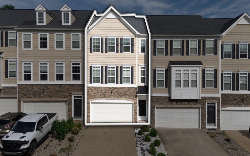 3908 Sun Way, Morgantown, West Virginia 26505, 4 Bedrooms Bedrooms, 7 Rooms Rooms,3 BathroomsBathrooms,Single Family Attached,For Sale,Sun,10160552