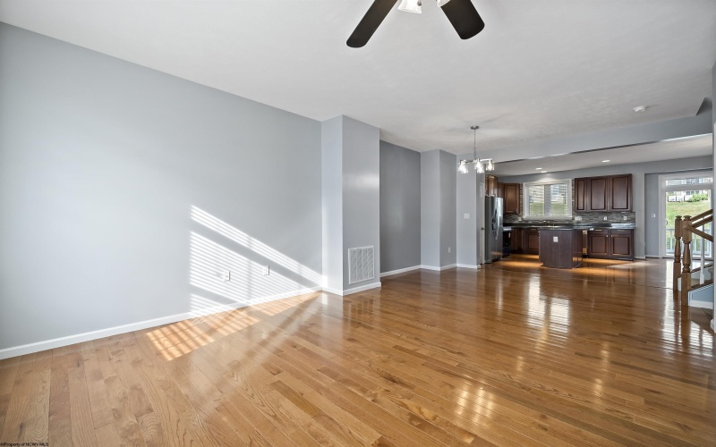 3908 Sun Way, Morgantown, West Virginia 26505, 4 Bedrooms Bedrooms, 7 Rooms Rooms,3 BathroomsBathrooms,Single Family Attached,For Sale,Sun,10160552