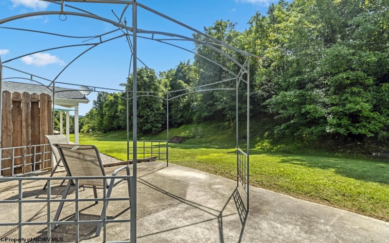 952 Ashton Place, Morgantown, West Virginia 26508, 2 Bedrooms Bedrooms, 5 Rooms Rooms,2 BathroomsBathrooms,Single Family Attached,For Sale,Ashton,10160554