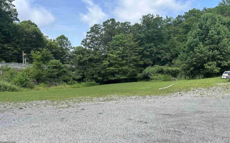 2889 Grafton Road, Morgantown, West Virginia 26508, ,Commercial/industrial,For Sale,Grafton,10160549