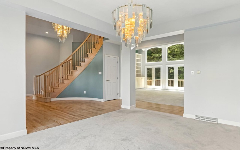3951 Eastlake Drive, Morgantown, West Virginia 26508, 4 Bedrooms Bedrooms, 8 Rooms Rooms,3 BathroomsBathrooms,Single Family Detached,For Sale,Eastlake,10160556
