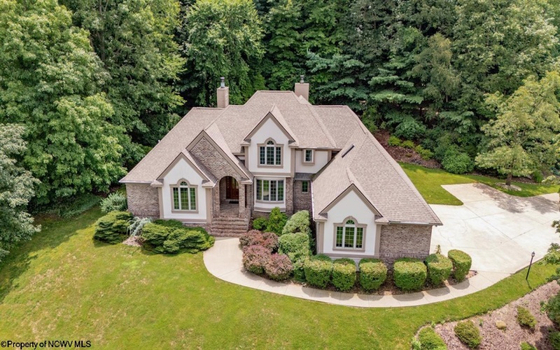 3951 Eastlake Drive, Morgantown, West Virginia 26508, 4 Bedrooms Bedrooms, 8 Rooms Rooms,3 BathroomsBathrooms,Single Family Detached,For Sale,Eastlake,10160556