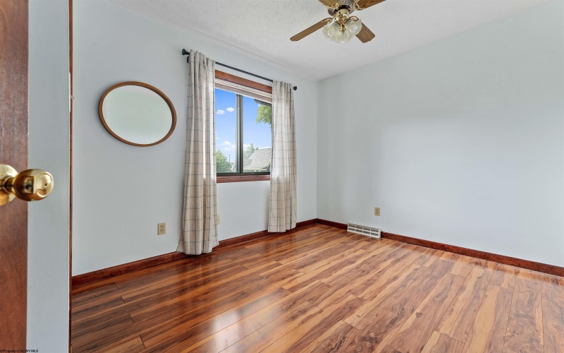 1117 Munsey Avenue, Morgantown, West Virginia 26505, 4 Bedrooms Bedrooms, 8 Rooms Rooms,3 BathroomsBathrooms,Single Family Detached,For Sale,Munsey,10160553