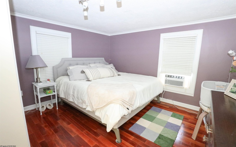 521 Center Street, Morgantown, West Virginia 26505, 4 Bedrooms Bedrooms, 6 Rooms Rooms,3 BathroomsBathrooms,Single Family Detached,For Sale,Center,10160559