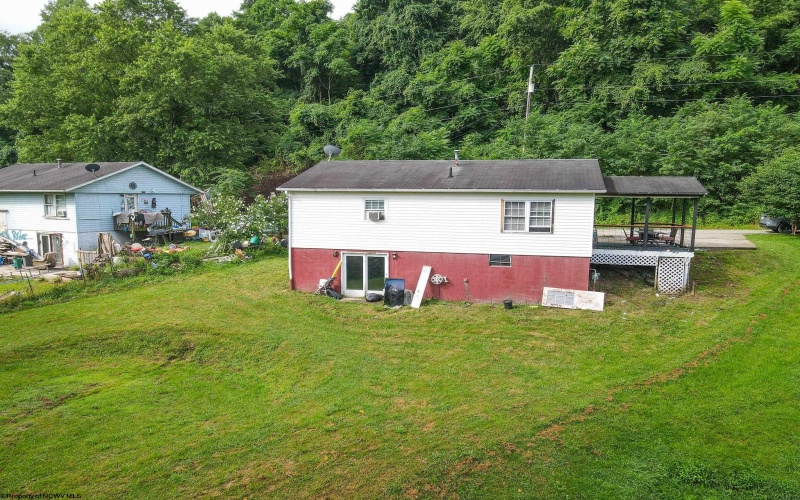 549 Cody Lane, Weston, West Virginia 26452, 3 Bedrooms Bedrooms, 8 Rooms Rooms,1 BathroomBathrooms,Single Family Detached,For Sale,Cody,10160560
