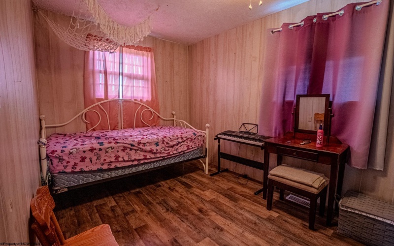847 Bethel Road, Morgantown, West Virginia 26501, 5 Bedrooms Bedrooms, 8 Rooms Rooms,1 BathroomBathrooms,Single Family Detached,For Sale,Bethel,10160581
