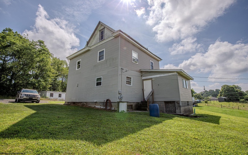 847 Bethel Road, Morgantown, West Virginia 26501, 5 Bedrooms Bedrooms, 8 Rooms Rooms,1 BathroomBathrooms,Single Family Detached,For Sale,Bethel,10160581