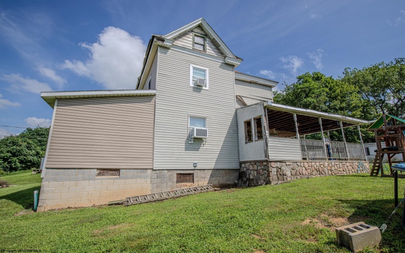 847 Bethel Road, Morgantown, West Virginia 26501, 5 Bedrooms Bedrooms, 8 Rooms Rooms,1 BathroomBathrooms,Single Family Detached,For Sale,Bethel,10160581