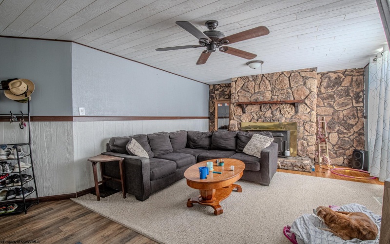 847 Bethel Road, Morgantown, West Virginia 26501, 5 Bedrooms Bedrooms, 8 Rooms Rooms,1 BathroomBathrooms,Single Family Detached,For Sale,Bethel,10160581