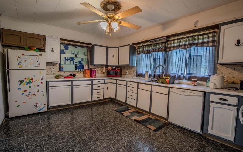 847 Bethel Road, Morgantown, West Virginia 26501, 5 Bedrooms Bedrooms, 8 Rooms Rooms,1 BathroomBathrooms,Single Family Detached,For Sale,Bethel,10160581