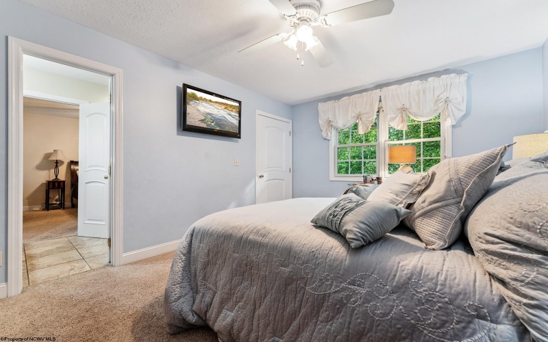 3 Banner Place, Morgantown, West Virginia 26508, 4 Bedrooms Bedrooms, 7 Rooms Rooms,3 BathroomsBathrooms,Single Family Attached,For Sale,Banner,10160566