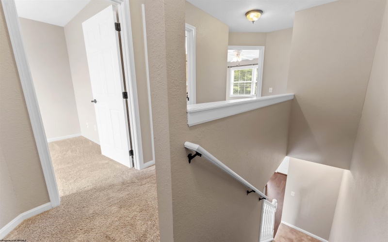 7 Hanna Lane, Morgantown, West Virginia 26508, 2 Bedrooms Bedrooms, 5 Rooms Rooms,1 BathroomBathrooms,Single Family Attached,For Sale,Hanna,10160573