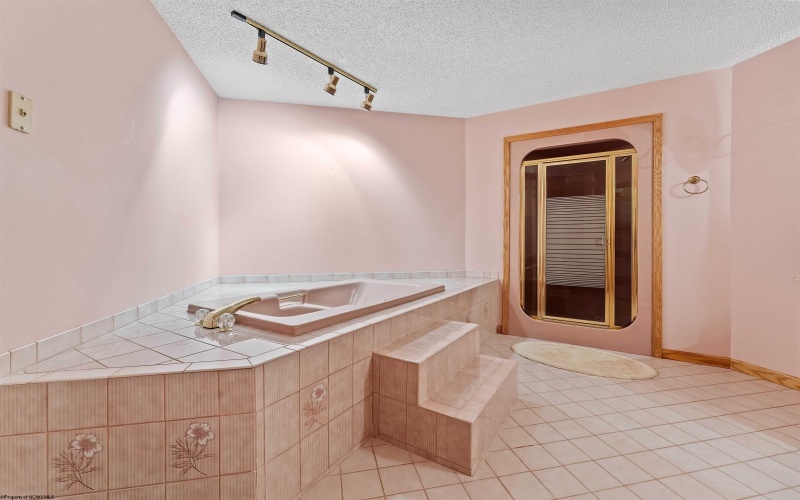 2374 Lakeside Estates, Morgantown, West Virginia 26508, 4 Bedrooms Bedrooms, 8 Rooms Rooms,3 BathroomsBathrooms,Single Family Detached,For Sale,Lakeside,10160580