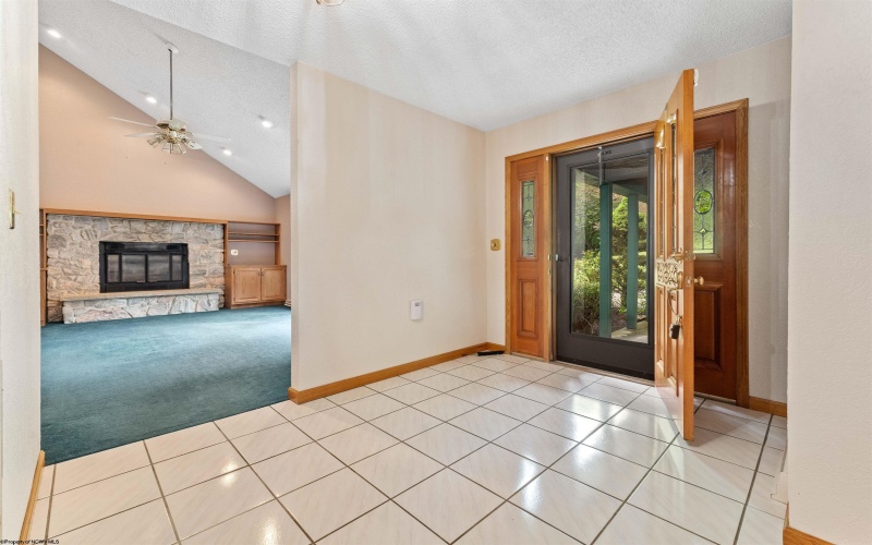 2374 Lakeside Estates, Morgantown, West Virginia 26508, 4 Bedrooms Bedrooms, 8 Rooms Rooms,3 BathroomsBathrooms,Single Family Detached,For Sale,Lakeside,10160580