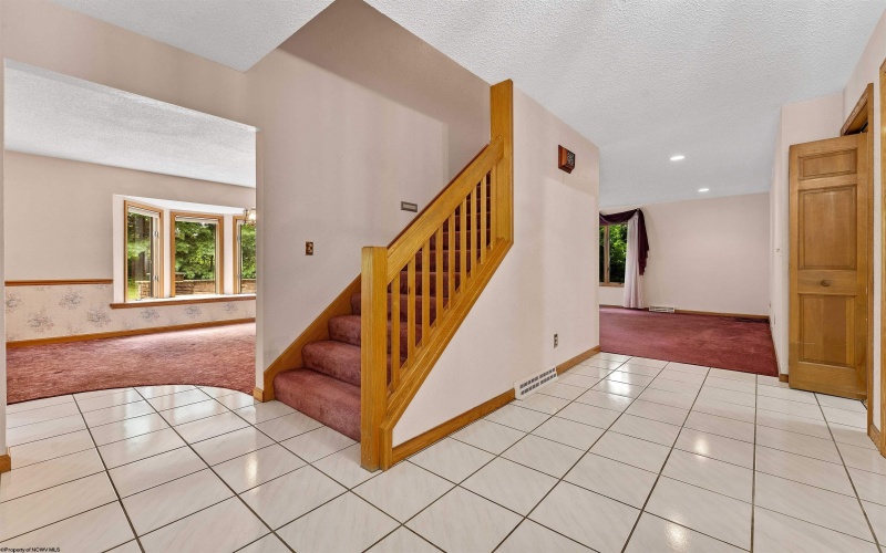 2374 Lakeside Estates, Morgantown, West Virginia 26508, 4 Bedrooms Bedrooms, 8 Rooms Rooms,3 BathroomsBathrooms,Single Family Detached,For Sale,Lakeside,10160580