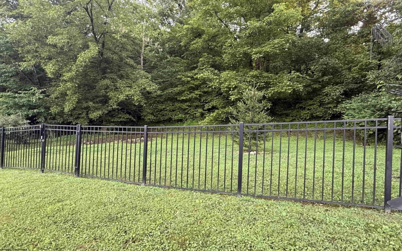 81 Valley Forge Circle, Fairmont, West Virginia 26554, 3 Bedrooms Bedrooms, 5 Rooms Rooms,2 BathroomsBathrooms,Single Family Detached,For Sale,Valley Forge,10160561