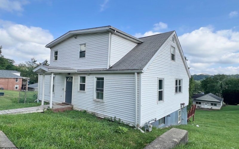 512 Wisconsin Avenue, Morgantown, West Virginia 26501, 4 Bedrooms Bedrooms, 6 Rooms Rooms,2 BathroomsBathrooms,Single Family Detached,For Sale,Wisconsin,10160563