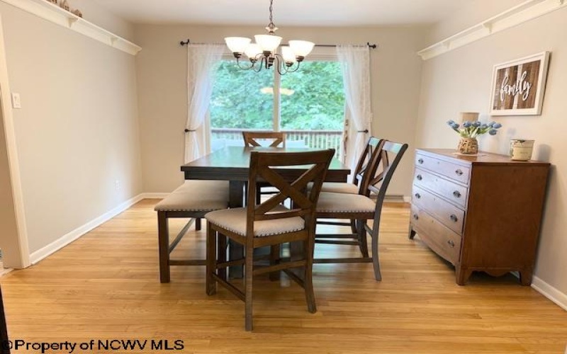 41 Chardonnay Drive, Morgantown, West Virginia 26508-9313, 4 Bedrooms Bedrooms, 10 Rooms Rooms,2 BathroomsBathrooms,Single Family Detached,For Sale,Chardonnay,10160565