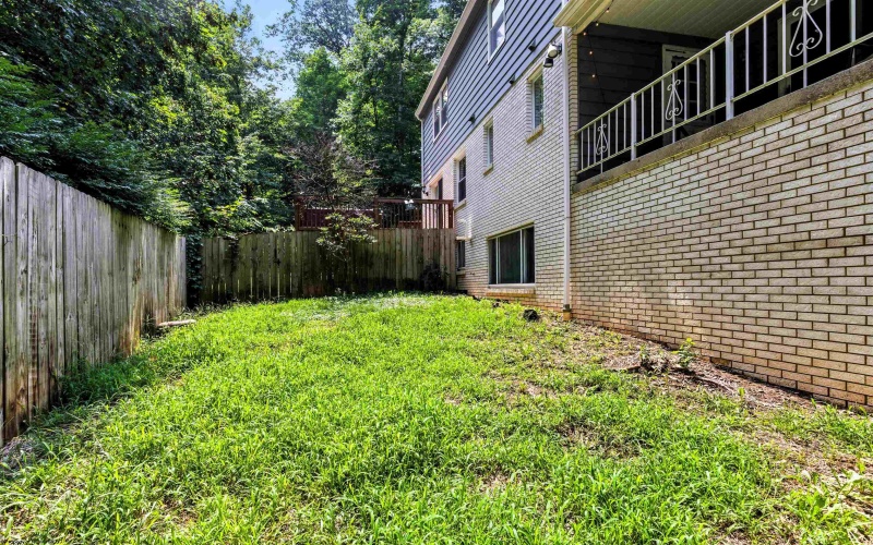 41 Chardonnay Drive, Morgantown, West Virginia 26508-9313, 4 Bedrooms Bedrooms, 10 Rooms Rooms,2 BathroomsBathrooms,Single Family Detached,For Sale,Chardonnay,10160565