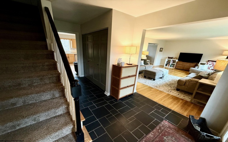 41 Chardonnay Drive, Morgantown, West Virginia 26508-9313, 4 Bedrooms Bedrooms, 10 Rooms Rooms,2 BathroomsBathrooms,Single Family Detached,For Sale,Chardonnay,10160565
