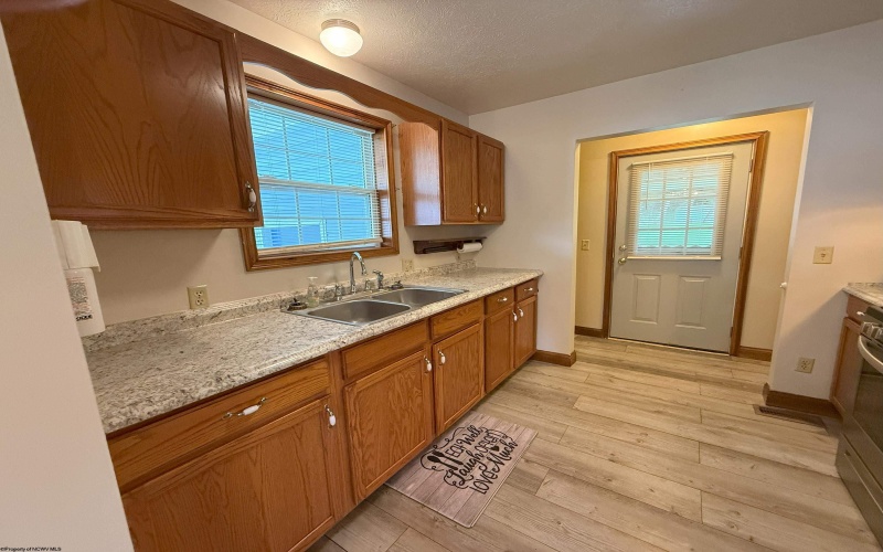106 St Johns Street, Parsons, West Virginia 26287, 2 Bedrooms Bedrooms, 4 Rooms Rooms,1 BathroomBathrooms,Single Family Detached,For Sale,St Johns,10160568