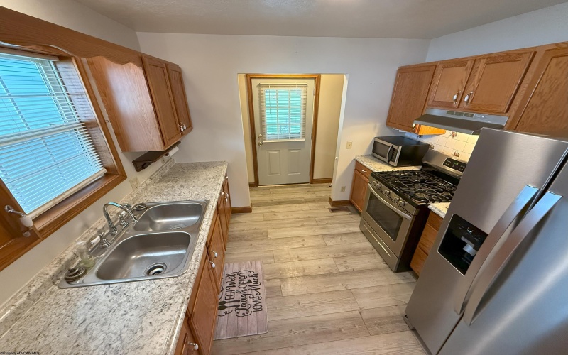 106 St Johns Street, Parsons, West Virginia 26287, 2 Bedrooms Bedrooms, 4 Rooms Rooms,1 BathroomBathrooms,Single Family Detached,For Sale,St Johns,10160568
