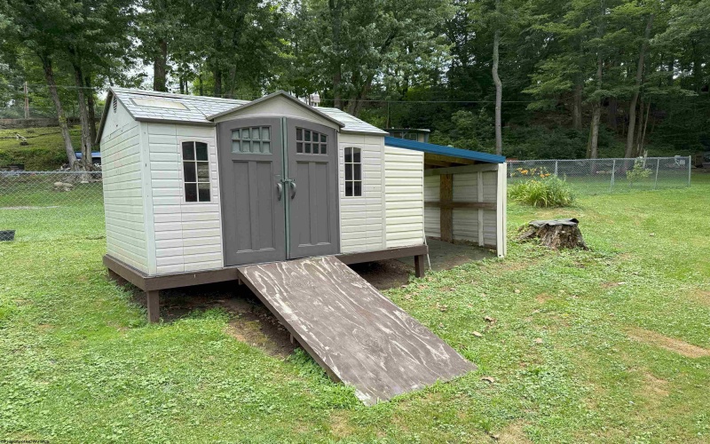 106 St Johns Street, Parsons, West Virginia 26287, 2 Bedrooms Bedrooms, 4 Rooms Rooms,1 BathroomBathrooms,Single Family Detached,For Sale,St Johns,10160568