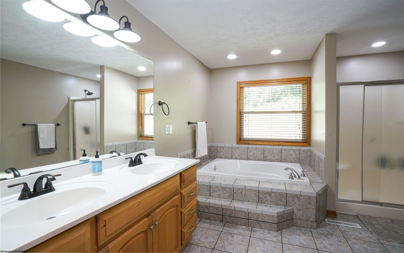 306 Timberland Trail, Philippi, West Virginia 26416, 3 Bedrooms Bedrooms, 7 Rooms Rooms,2 BathroomsBathrooms,Single Family Detached,For Sale,Timberland,10160574