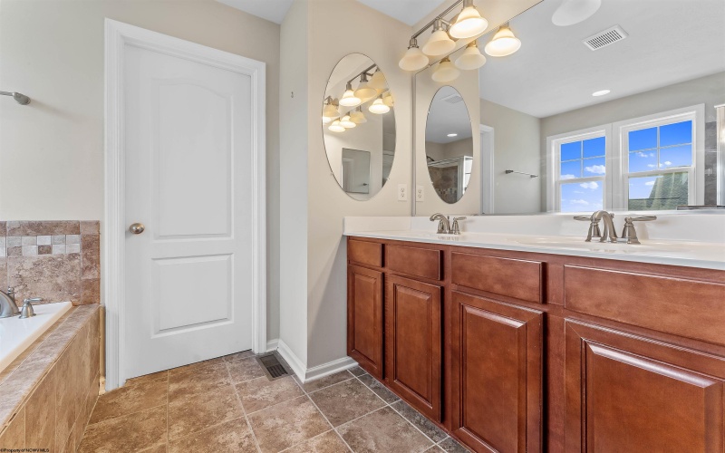 438 Blackberry Ridge Drive, Morgantown, West Virginia 26508, 3 Bedrooms Bedrooms, 7 Rooms Rooms,2 BathroomsBathrooms,Single Family Detached,For Sale,Blackberry Ridge,10160575
