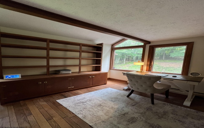 463 Eastwood Drive, Elkins, West Virginia 26241, 4 Bedrooms Bedrooms, 10 Rooms Rooms,2 BathroomsBathrooms,Single Family Detached,For Sale,Eastwood,10160588