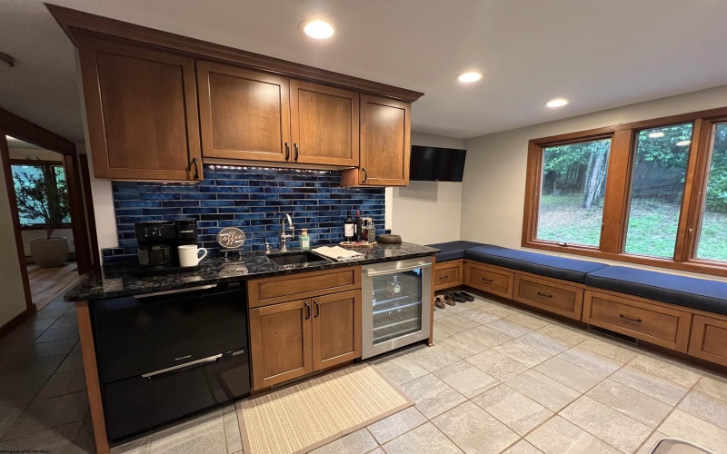 463 Eastwood Drive, Elkins, West Virginia 26241, 4 Bedrooms Bedrooms, 10 Rooms Rooms,2 BathroomsBathrooms,Single Family Detached,For Sale,Eastwood,10160588