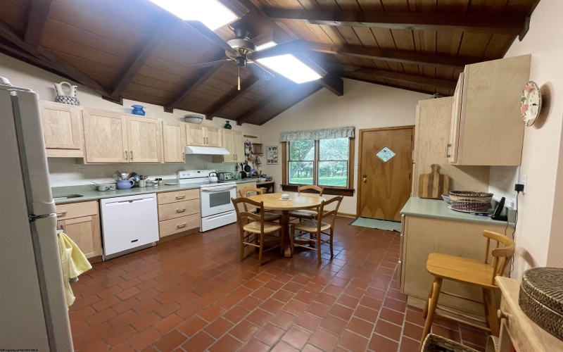 20 Mount Vista Drive, Buckhannon, West Virginia 26201, 4 Bedrooms Bedrooms, 9 Rooms Rooms,3 BathroomsBathrooms,Single Family Detached,For Sale,Mount Vista,10160585