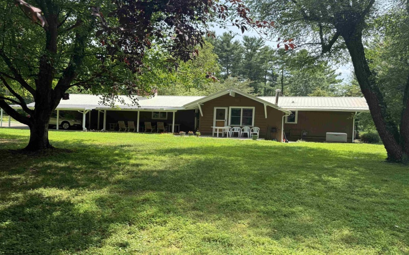 20 Mount Vista Drive, Buckhannon, West Virginia 26201, 4 Bedrooms Bedrooms, 9 Rooms Rooms,3 BathroomsBathrooms,Single Family Detached,For Sale,Mount Vista,10160585