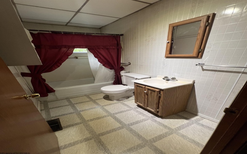 34 Guyses Run Road, Colfax, West Virginia 26554, 3 Bedrooms Bedrooms, 6 Rooms Rooms,1 BathroomBathrooms,Single Family Detached,For Sale,Guyses Run,10160589