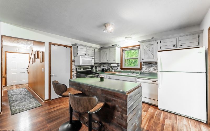 306 Brooke Avenue, Morgantown, West Virginia 26505, 3 Bedrooms Bedrooms, 5 Rooms Rooms,2 BathroomsBathrooms,Single Family Detached,For Sale,Brooke,10160593