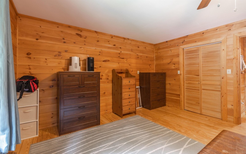 452 Kachina Road, Salem, West Virginia 26301, 2 Bedrooms Bedrooms, 5 Rooms Rooms,2 BathroomsBathrooms,Single Family Detached,For Sale,Kachina,10160591