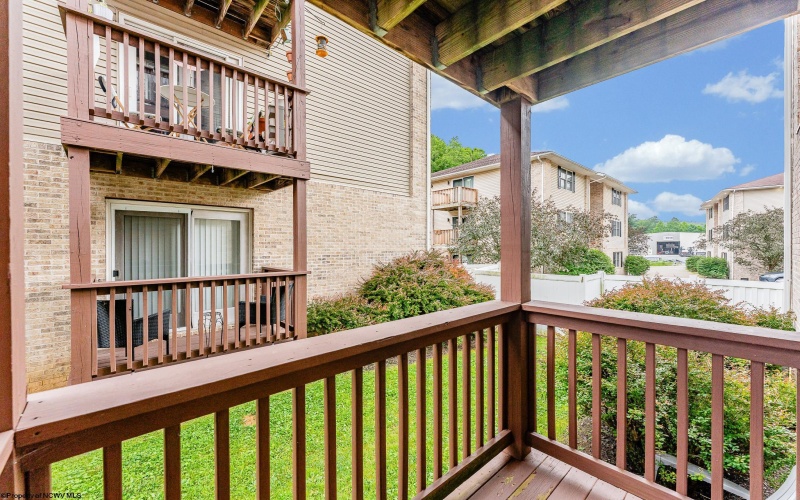 212 Creekside Drive, Morgantown, West Virginia 26508, 1 Bedroom Bedrooms, 2 Rooms Rooms,1 BathroomBathrooms,Single Family Attached,For Sale,Creekside,10160592