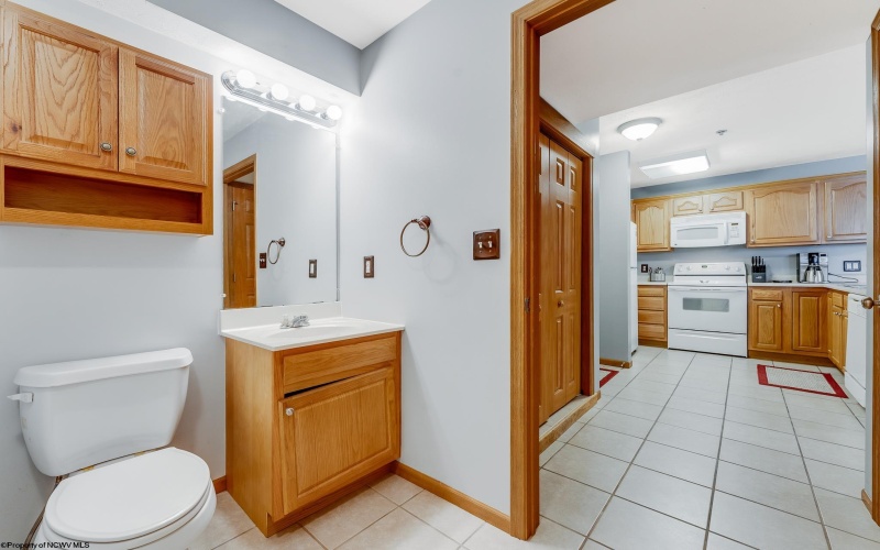 212 Creekside Drive, Morgantown, West Virginia 26508, 1 Bedroom Bedrooms, 2 Rooms Rooms,1 BathroomBathrooms,Single Family Attached,For Sale,Creekside,10160592