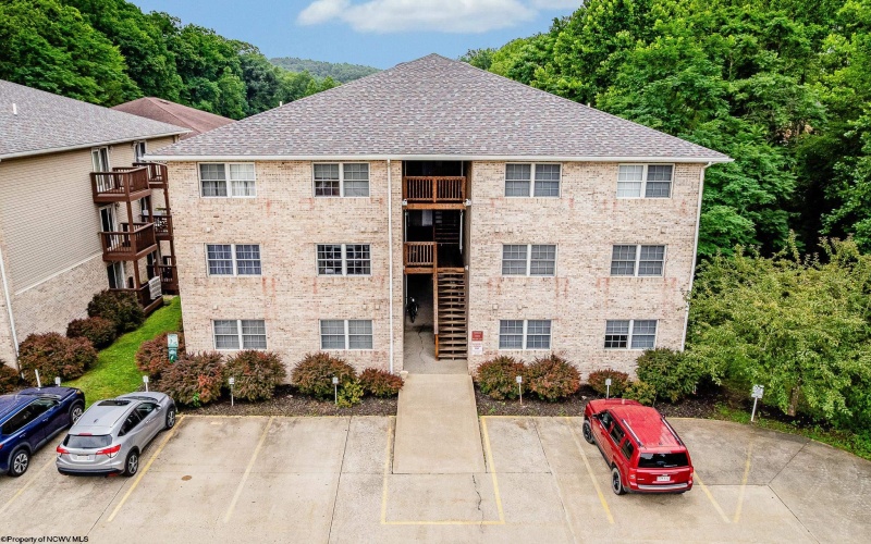 212 Creekside Drive, Morgantown, West Virginia 26508, 1 Bedroom Bedrooms, 2 Rooms Rooms,1 BathroomBathrooms,Single Family Attached,For Sale,Creekside,10160592