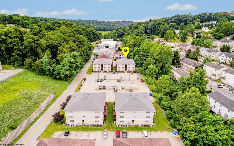 212 Creekside Drive, Morgantown, West Virginia 26508, 1 Bedroom Bedrooms, 2 Rooms Rooms,1 BathroomBathrooms,Single Family Attached,For Sale,Creekside,10160592
